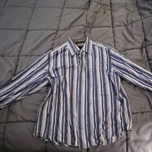 Robert Graham Long Sleeve Flip Cuff